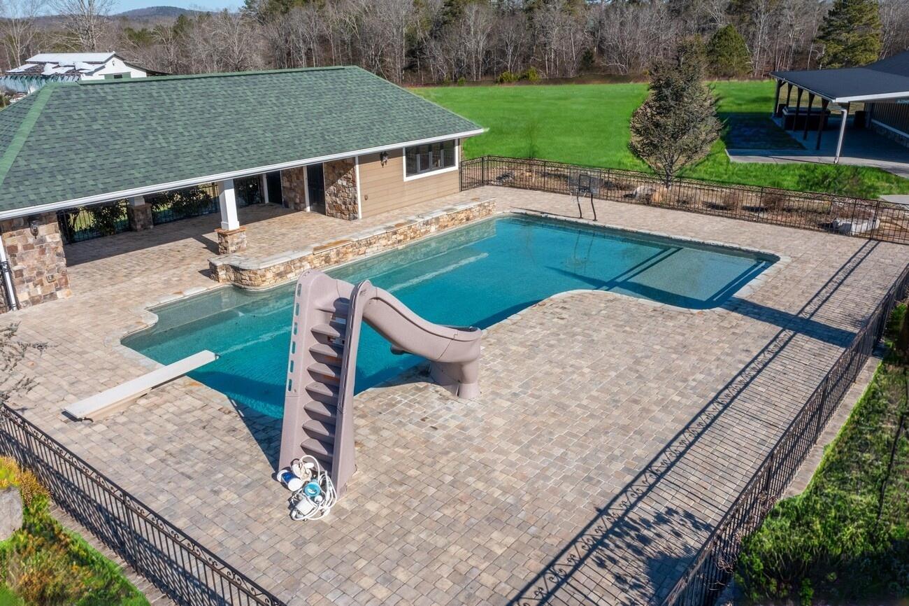 375 Boulder Road Kingston, GA 30145 - Photo 17 of 38 Pool slide
