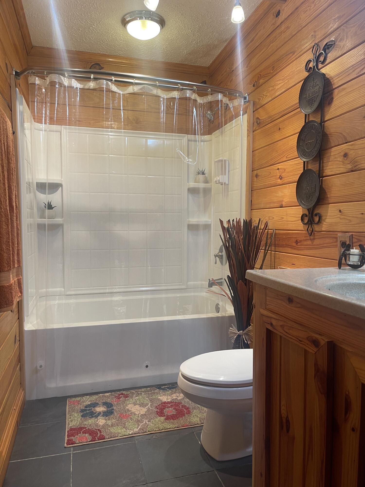 375 Boulder Road Kingston, GA 30145 - Photo 23 of 38 Bathroom 2