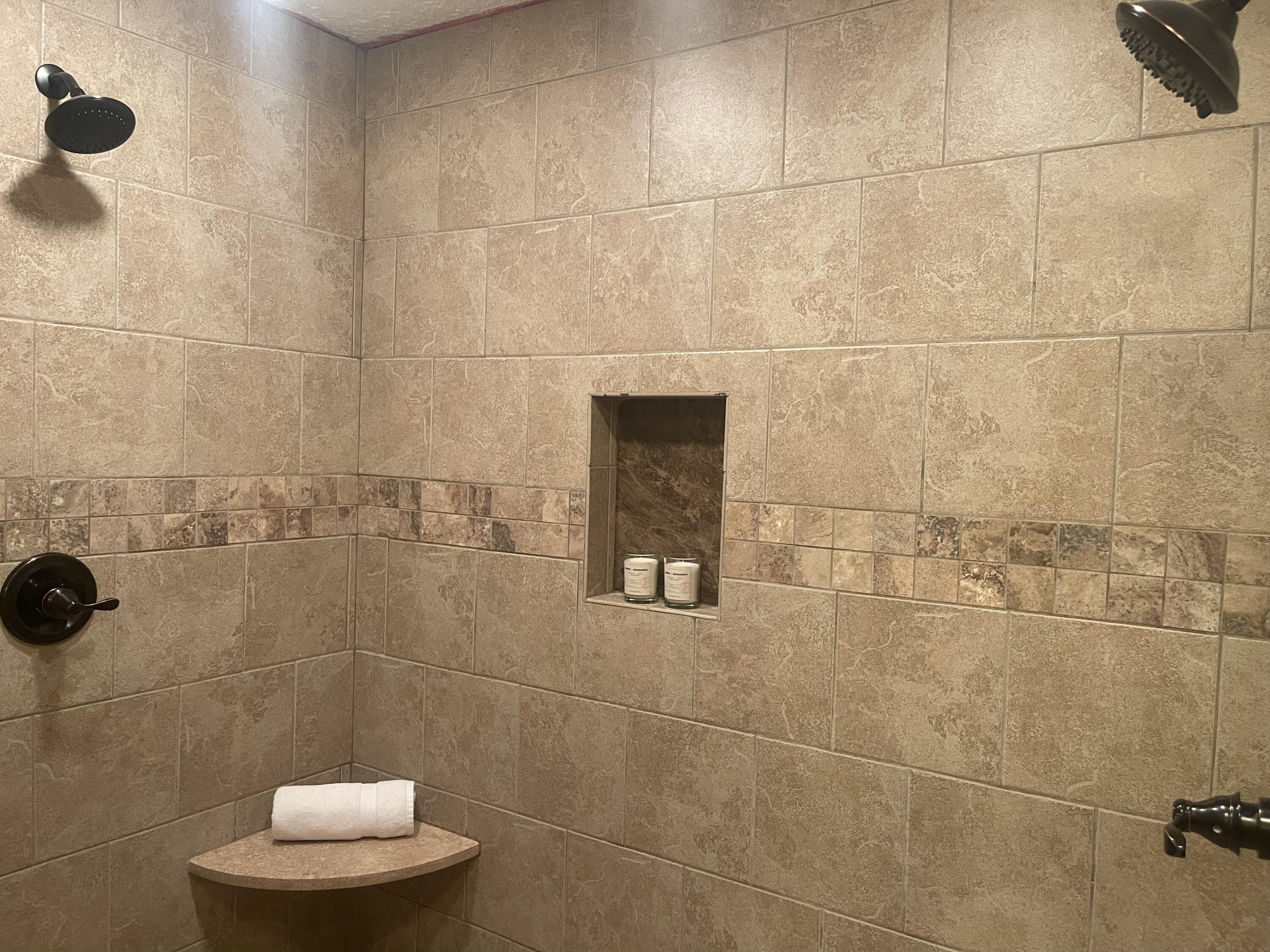 375 Boulder Road Kingston, GA 30145 - Photo 31 of 38 Master bath detail