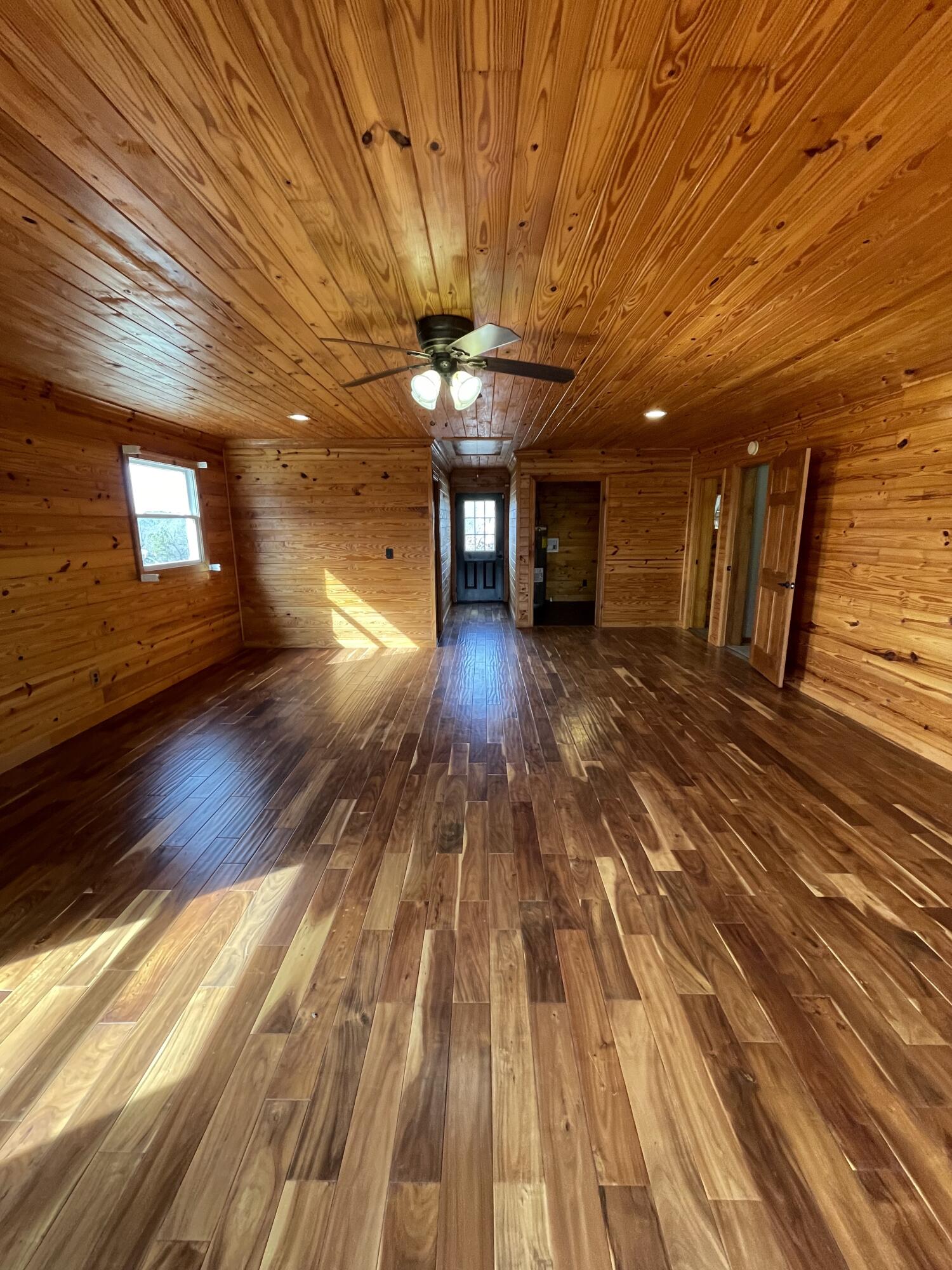 375 Boulder Road Kingston, GA 30145 - Photo 38 of 38 Master BR (2)