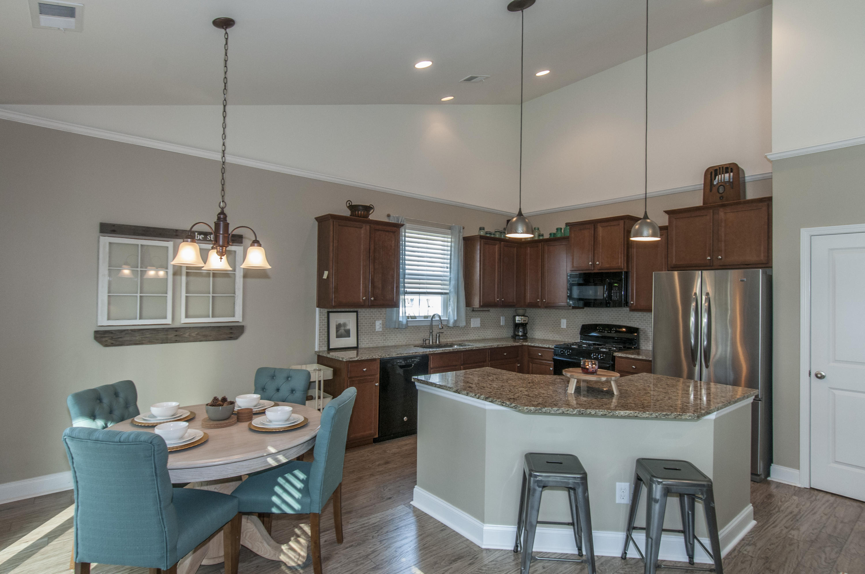 111 Springbank Court Moncks Corner, SC 29461 - Photo 9 of 47 _DSC5996