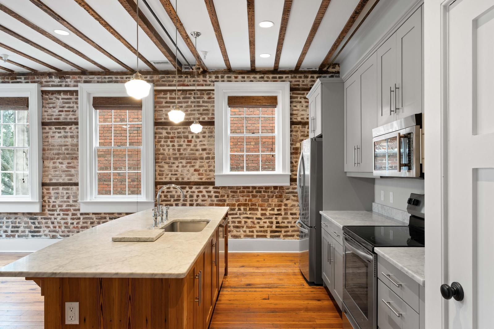 125 Meeting Street, Unit D Charleston, SC 29401 - Photo 18 of 35 29