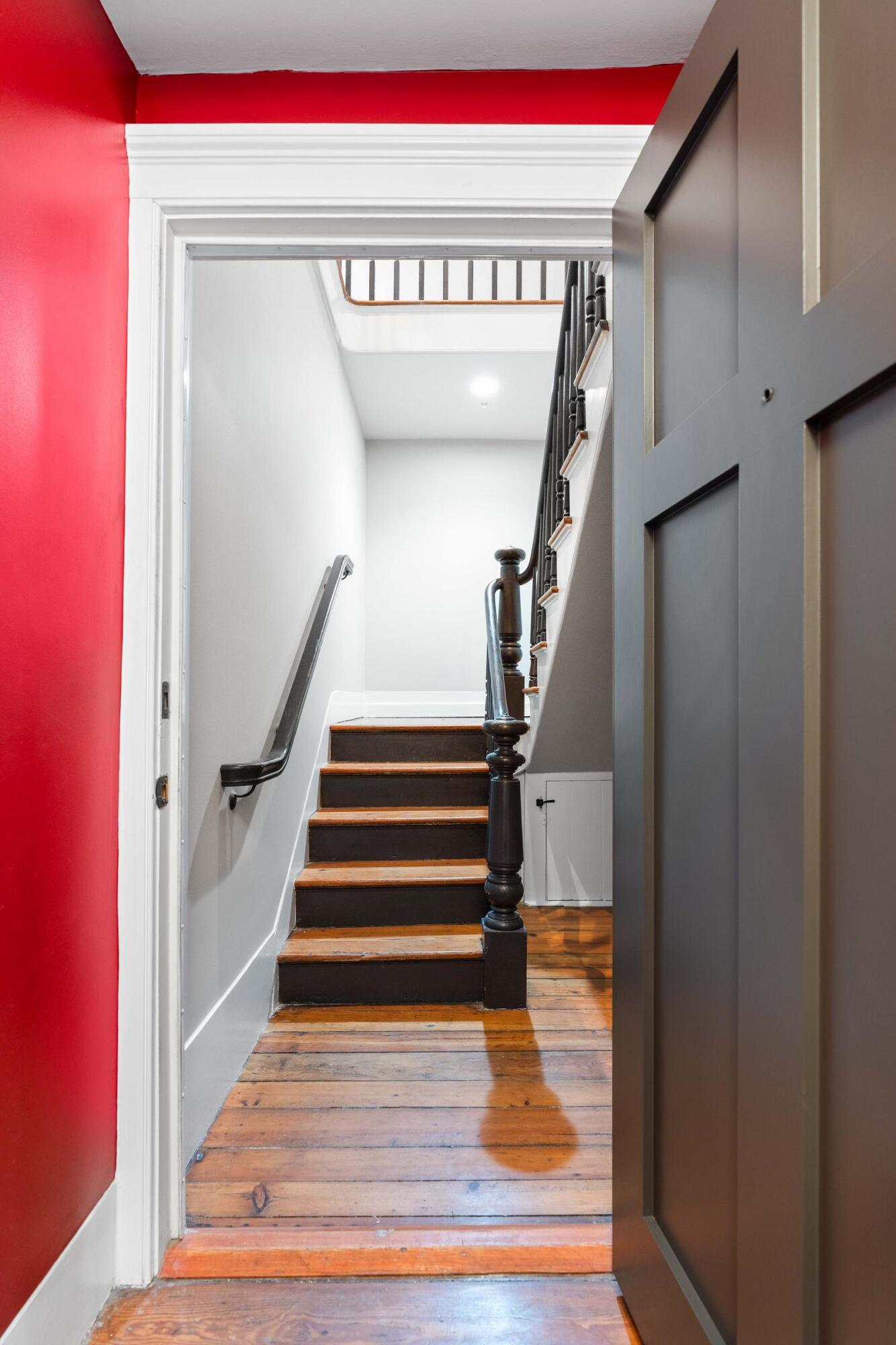 125 Meeting Street, Unit D Charleston, SC 29401 - Photo 6 of 35 8