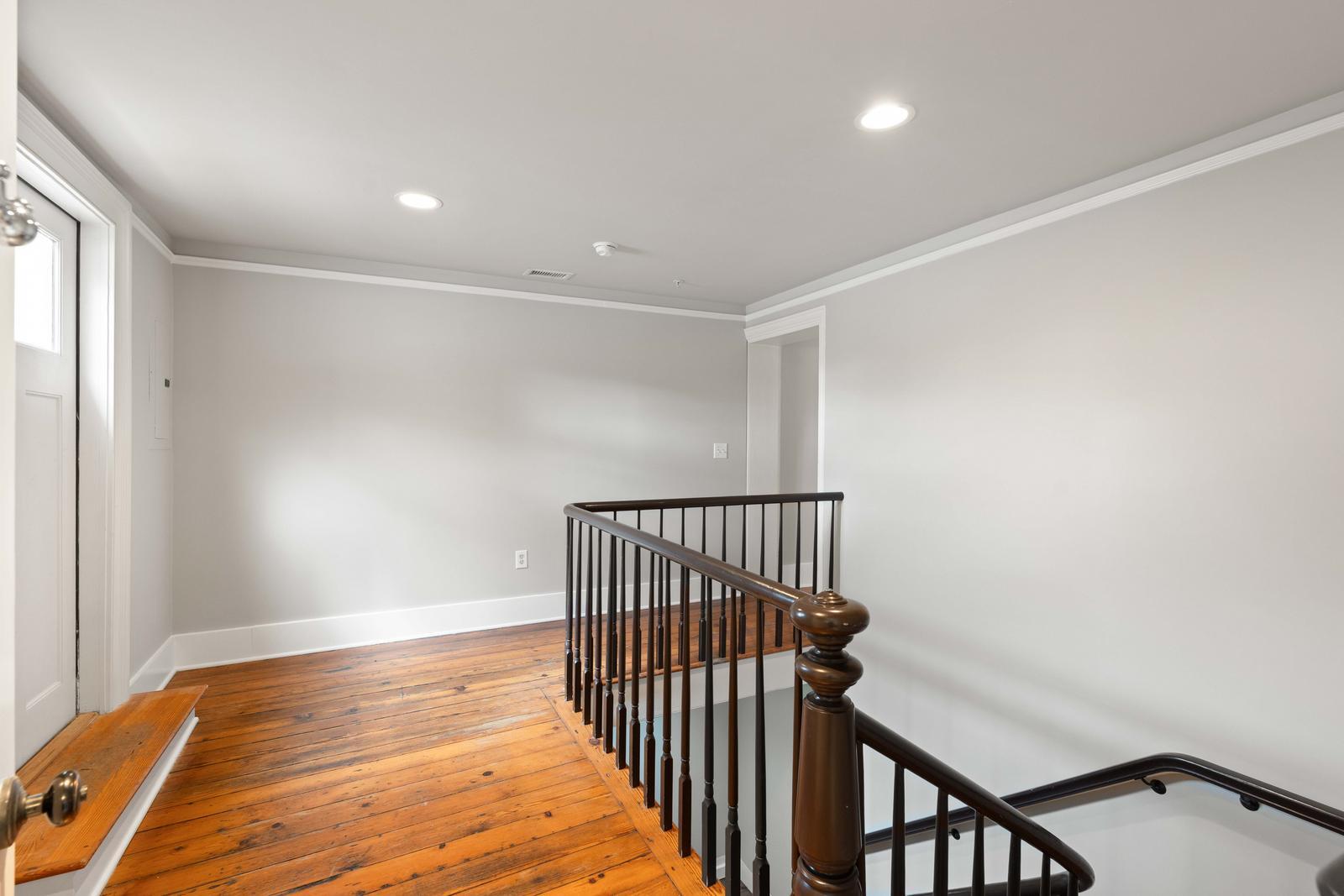 125 Meeting Street, Unit D Charleston, SC 29401 - Photo 9 of 35 11