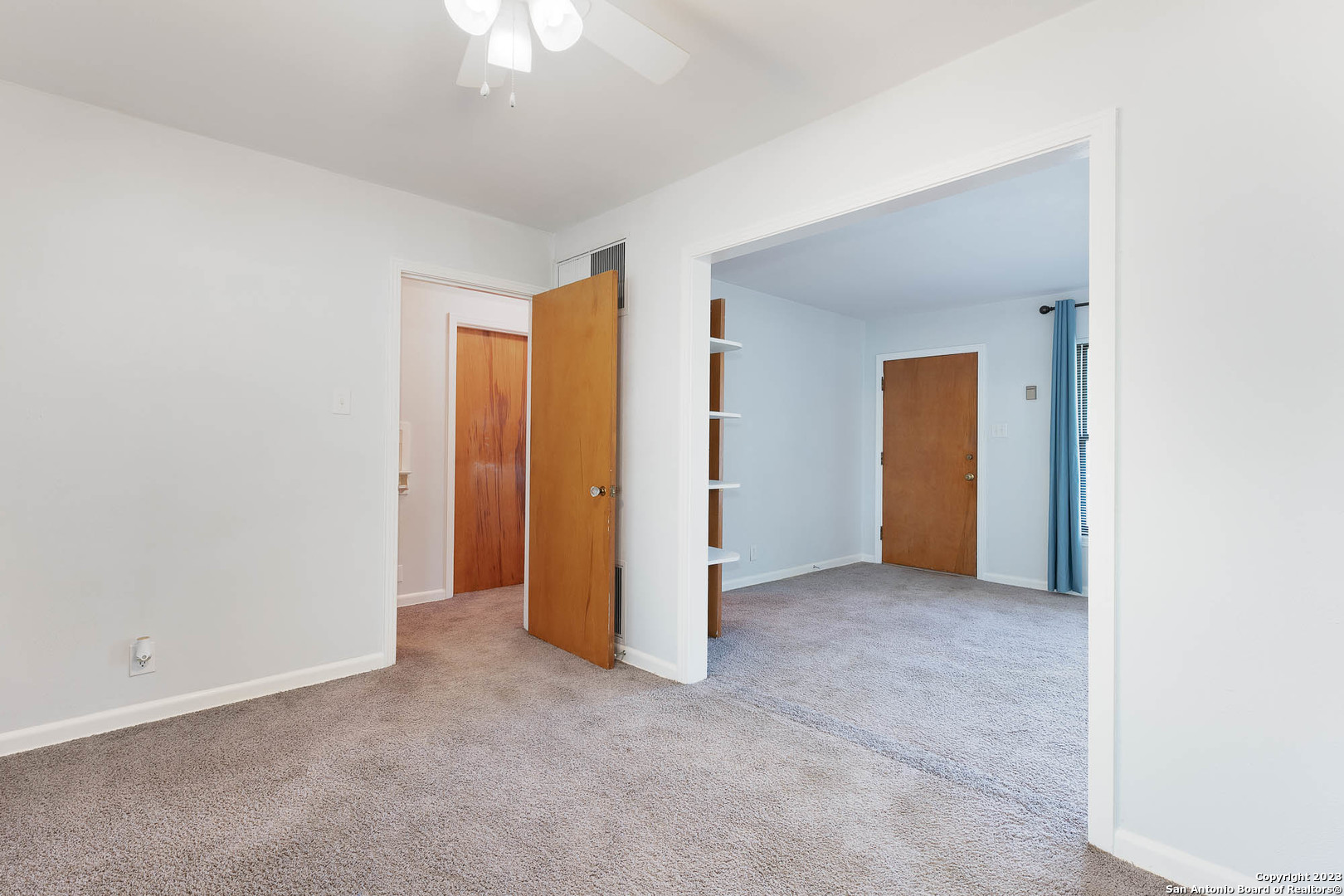 463 Cherry Ridge San Antonio, TX 78213 - Photo 11 of 19