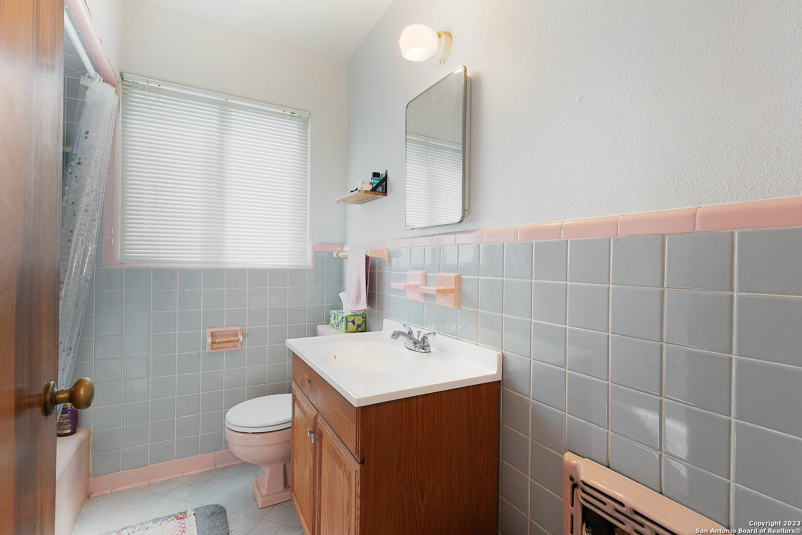 463 Cherry Ridge San Antonio, TX 78213 - Photo 14 of 19