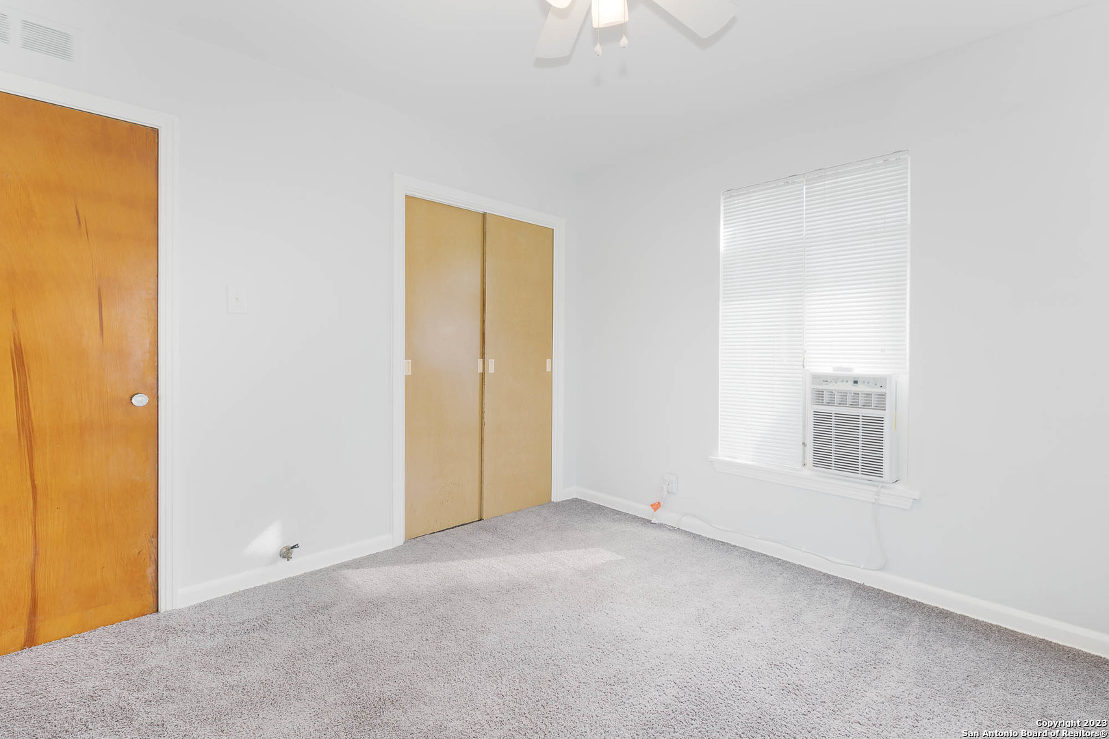 463 Cherry Ridge San Antonio, TX 78213 - Photo 17 of 19