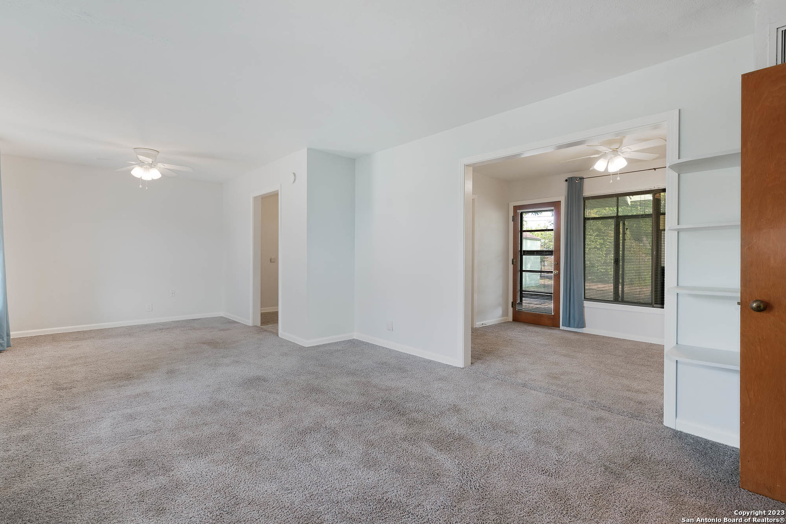 463 Cherry Ridge San Antonio, TX 78213 - Photo 4 of 19