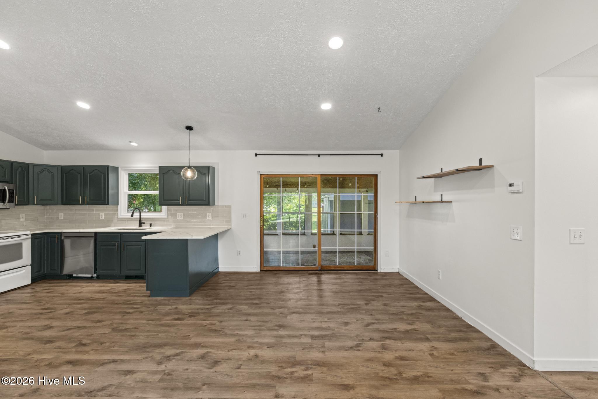 1815 Watts Landing Road Hampstead, NC 28443 - Photo 15 of 34 Gallery Image 15