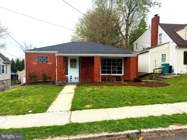 $299,900 | 141 Lakin Avenue, Unit AVE, Boonsboro, MD 21713