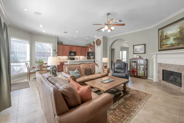 $330,000 | 2318 Caroline Park Lane, Spring, TX 77386