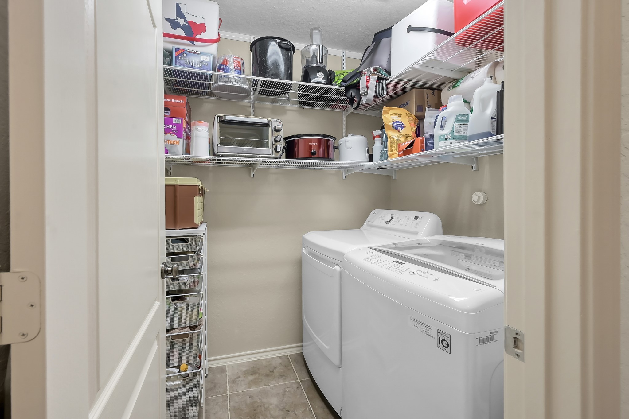 2318 Caroline Park Lane Spring, TX 77386 - Photo 34 of 38 a utility room with dryer and washer