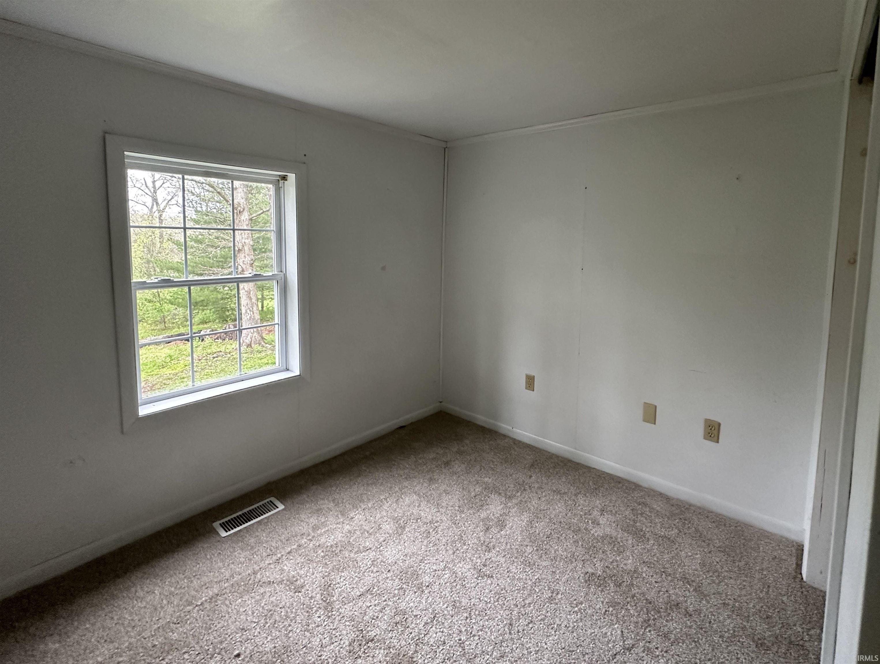 3060 West Shaw Road Bloomington, IN 47403 - Photo 17 of 26