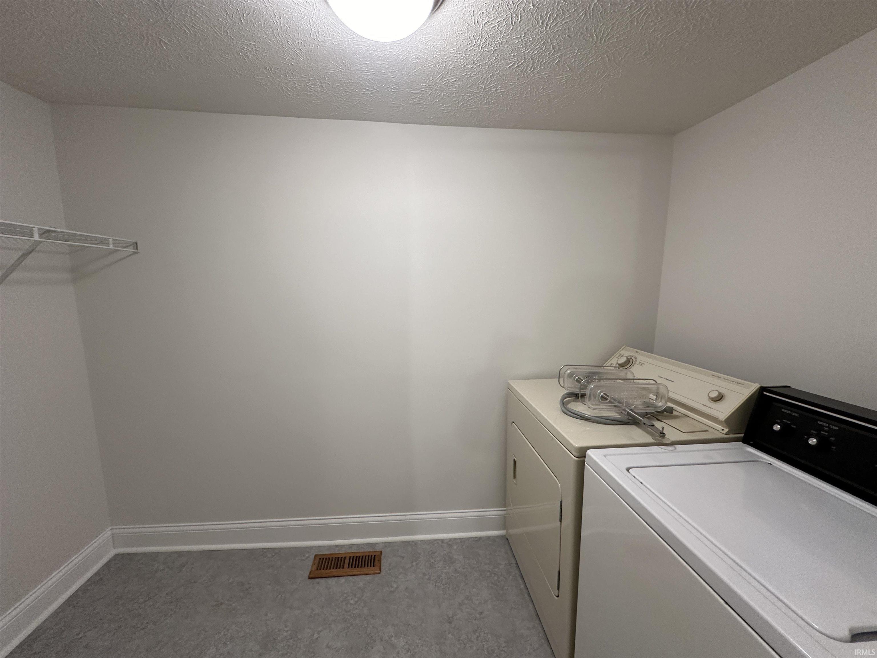 3060 West Shaw Road Bloomington, IN 47403 - Photo 20 of 26