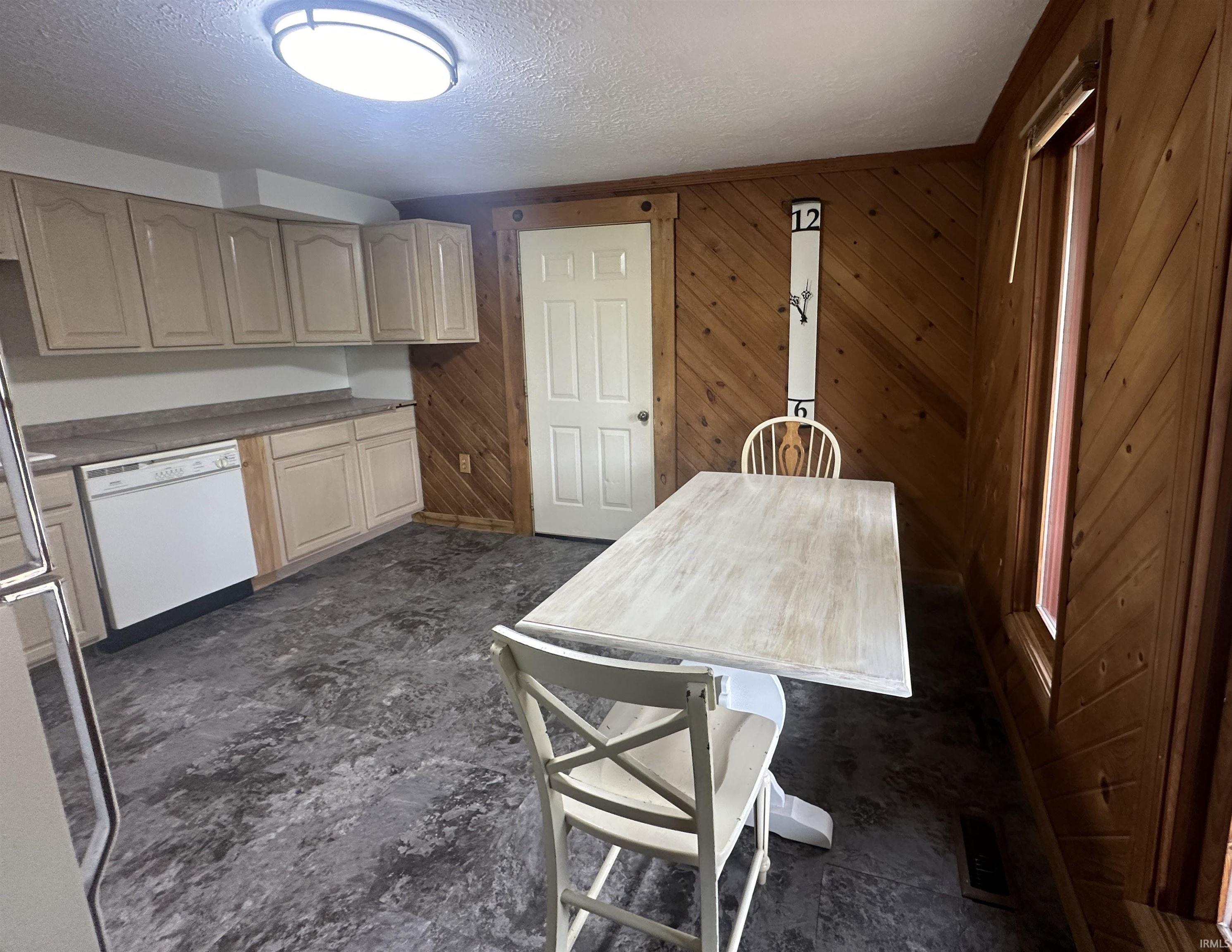 3060 West Shaw Road Bloomington, IN 47403 - Photo 8 of 26