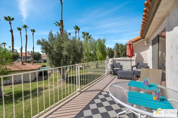 $429,000 | 688 Vista Lago Circle North, Palm Desert, CA 92211