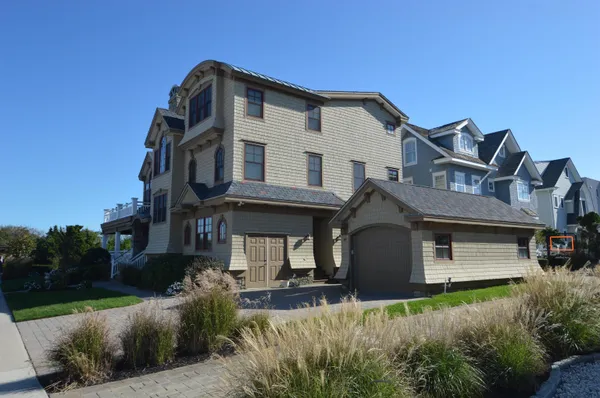 $10,775,000 | 94 24th Street East, Avalon, NJ 08202