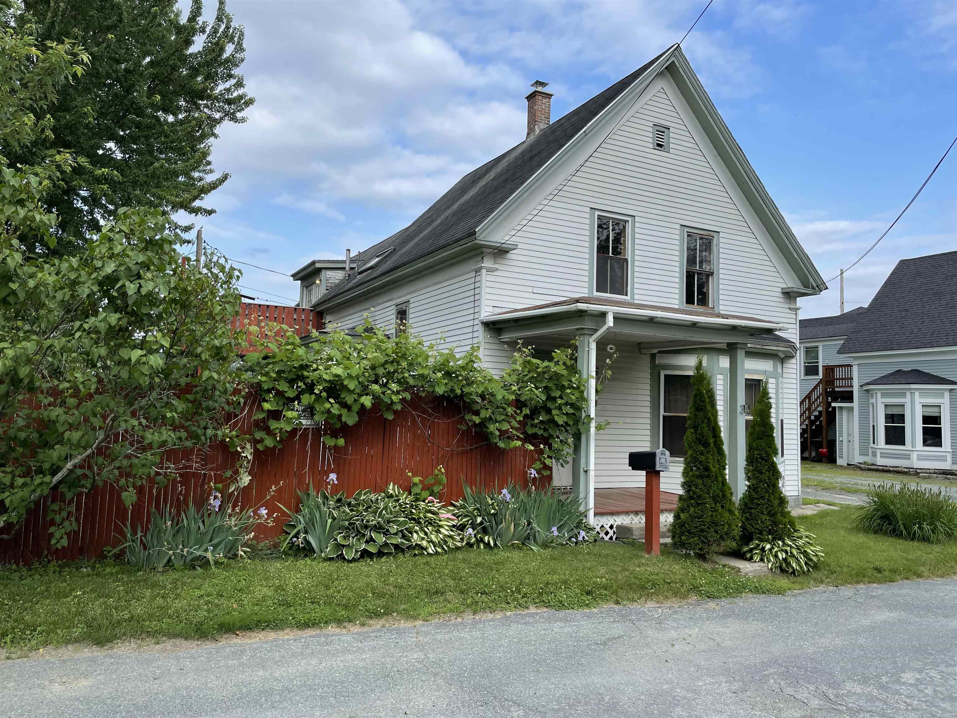 3 Chapel Street Haverhill, NH 03785 - Photo 2 of 3