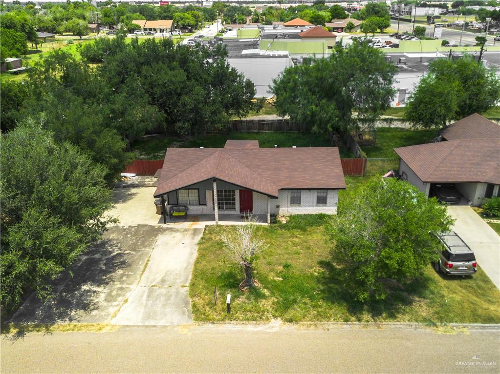1802 Hunt Avenue Donna, TX 78537 - Photo 2 of 10 an aerial view of a house