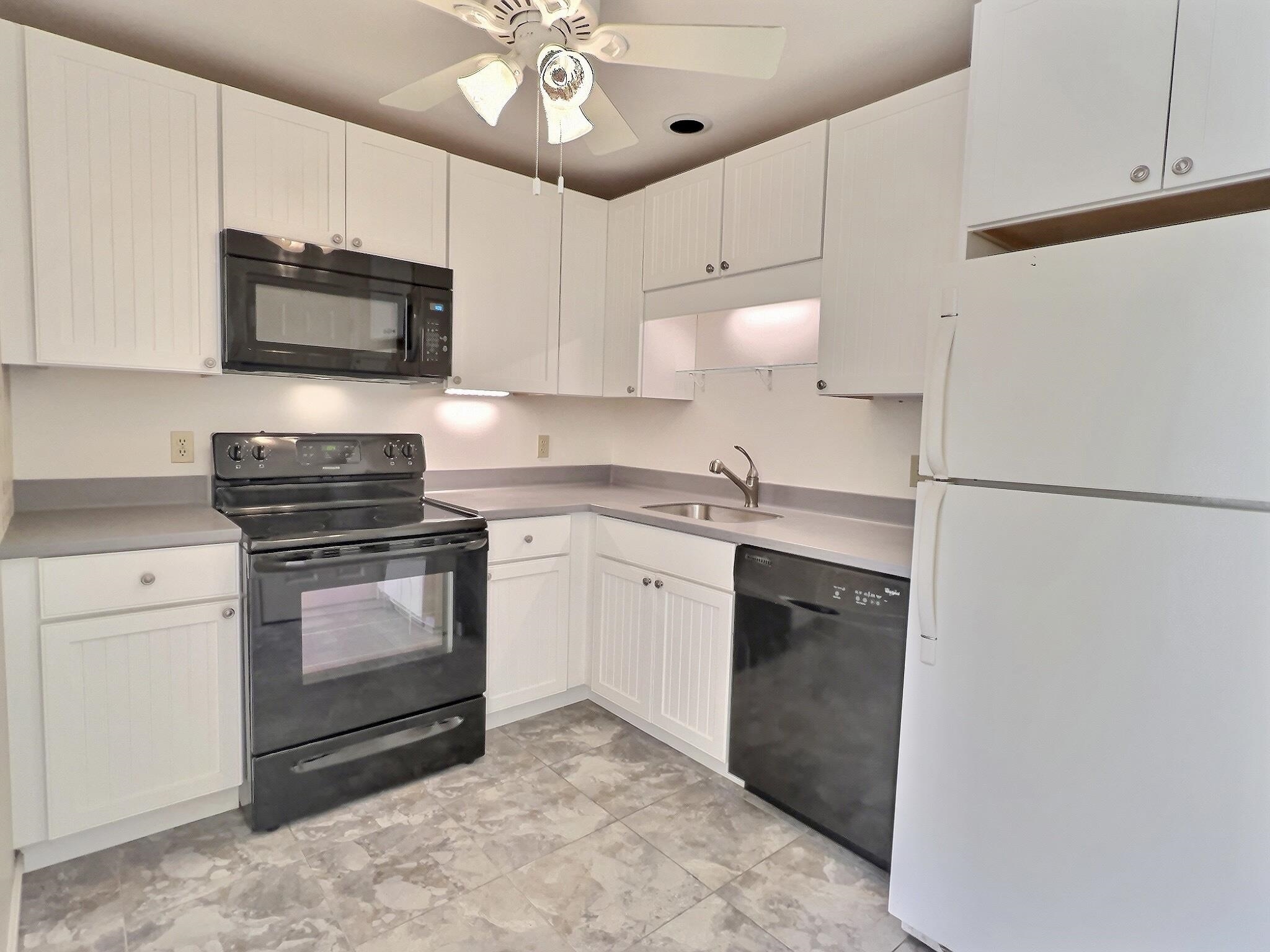 332 Parkside Road, Unit 23 New London, NH 03257 - Photo 18 of 34