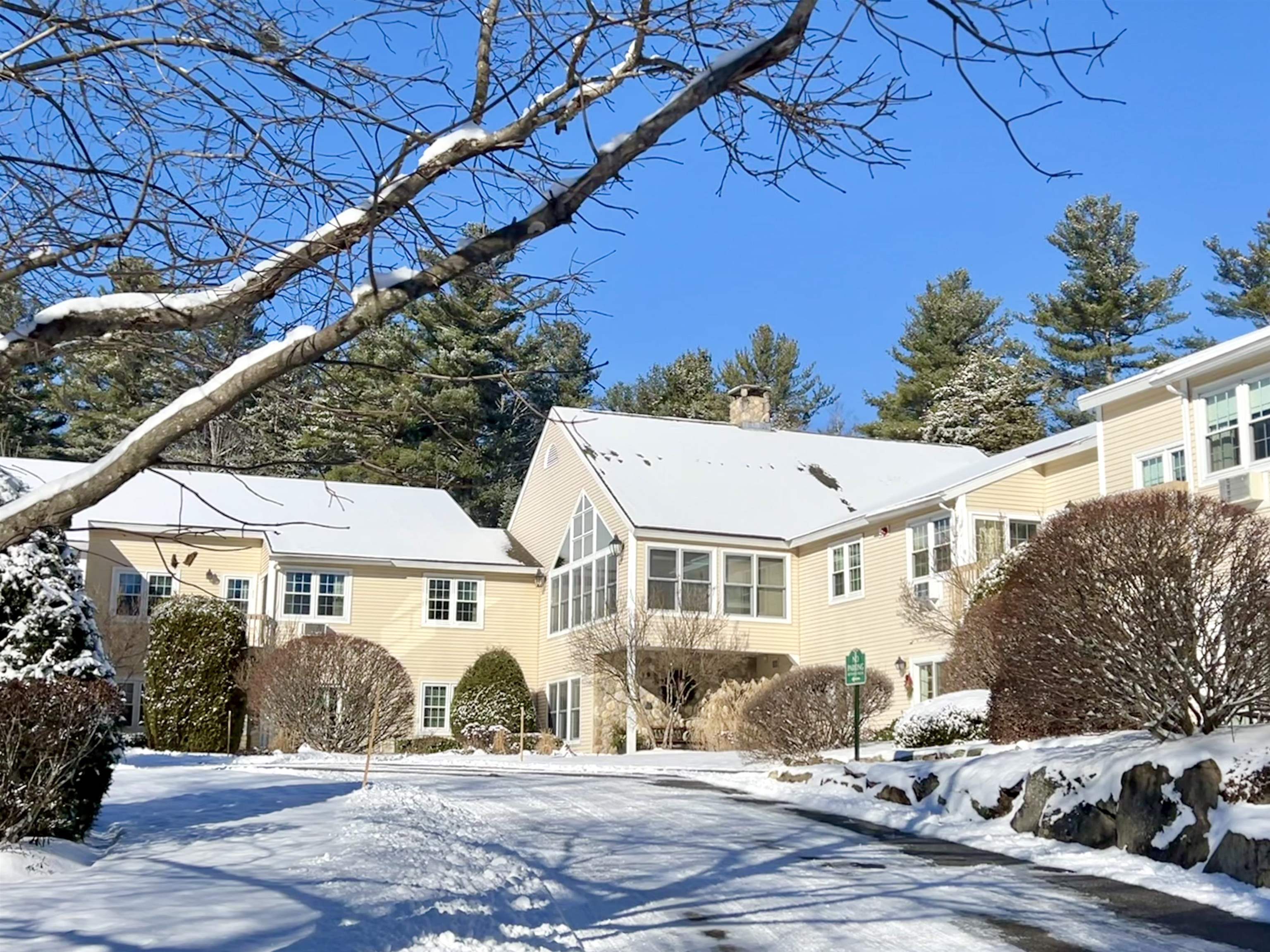 332 Parkside Road, Unit 23 New London, NH 03257 - Photo 30 of 34