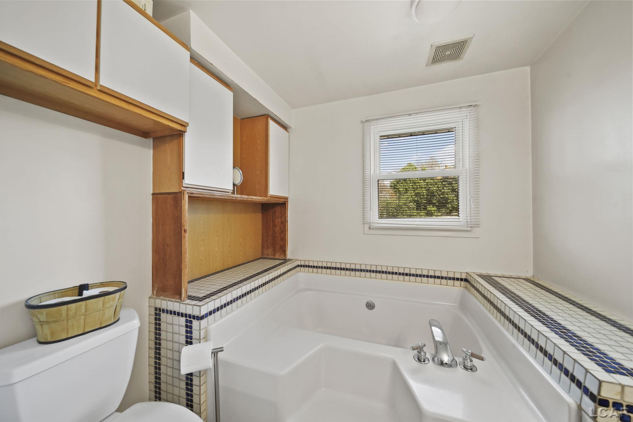 5811 Kothe Road Manchester, MI 48158 - Photo 16 of 59 50175144-3757d477-7a0d-438b-b3e8-c99489952bff.JPG