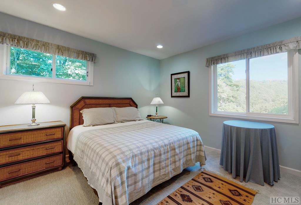 441 Tower Road Sapphire, NC 28774 - Photo 31 of 35 Gallery Image 31
