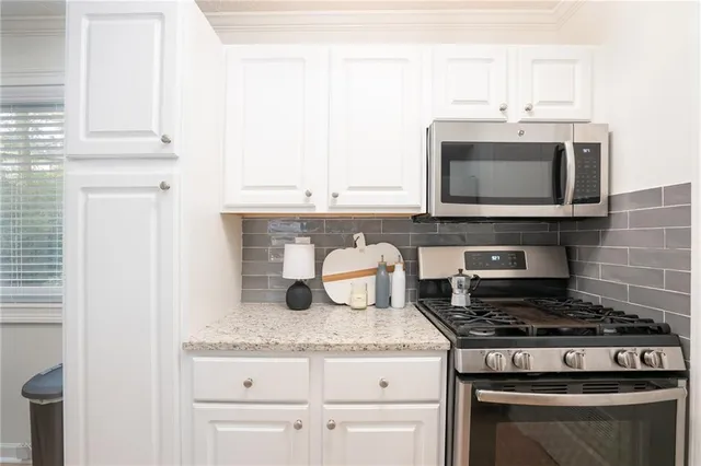 $1,700 | 100 Biscayne Drive Northwest, Unit D1, Atlanta, GA 30309