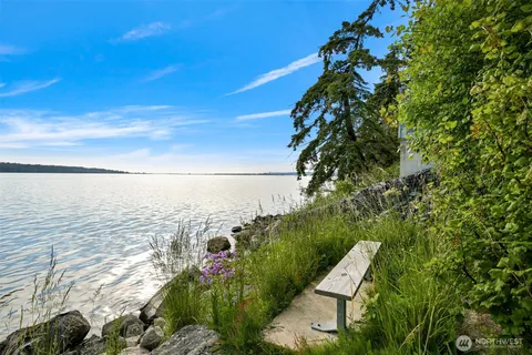 $1,149,000 | 1128 Leighton Street, Blaine, WA 98230