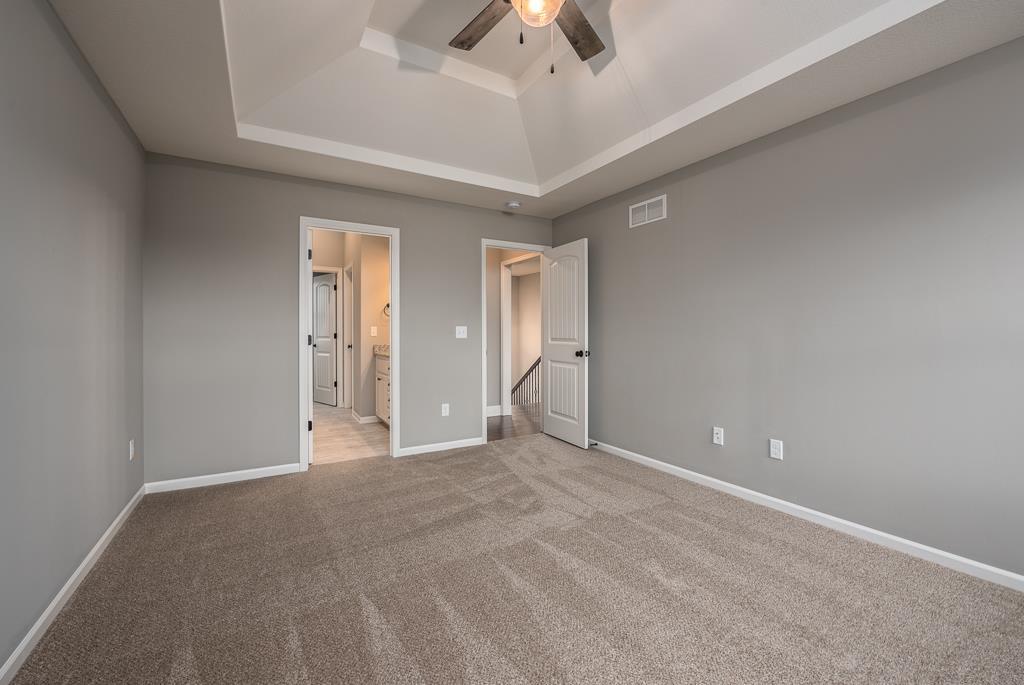 24653 Evans Road Tonganoxie, KS 66086 - Photo 11 of 20