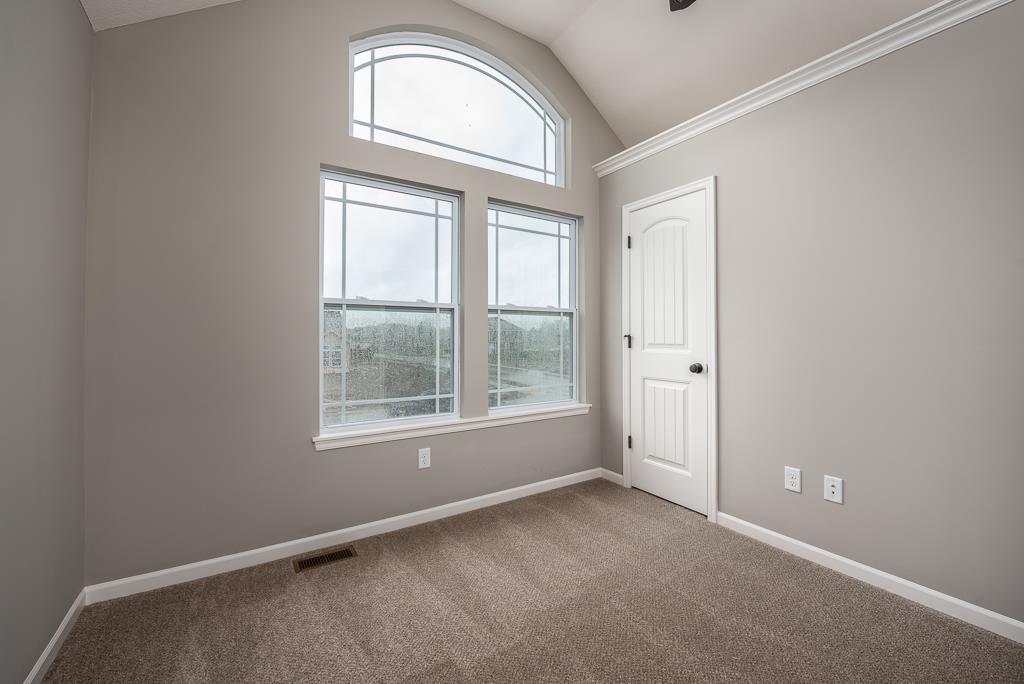 24653 Evans Road Tonganoxie, KS 66086 - Photo 13 of 20