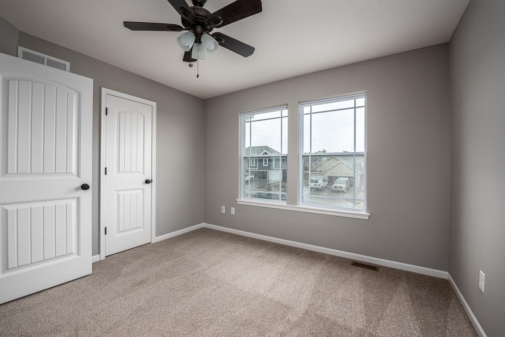 24653 Evans Road Tonganoxie, KS 66086 - Photo 14 of 20