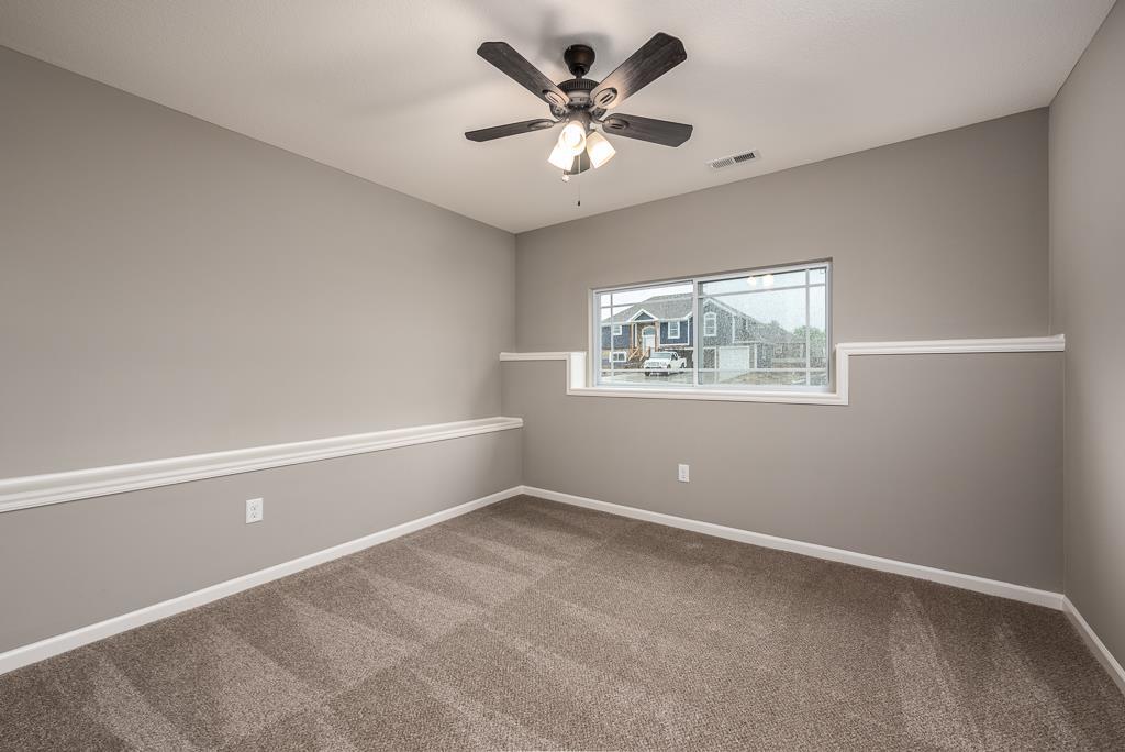 24653 Evans Road Tonganoxie, KS 66086 - Photo 17 of 20