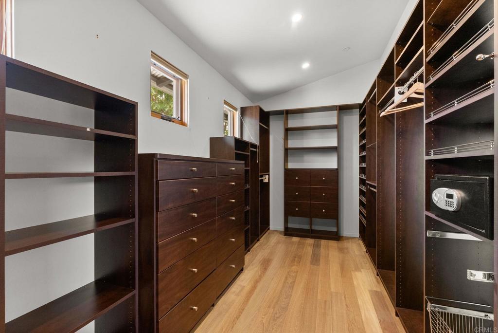 1866 Sheridan Road Encinitas, CA 92024 - Photo 55 of 75 Primary closet