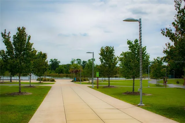 $2,600 | 211 Southeast 9 Street, Gainesville, FL 32601