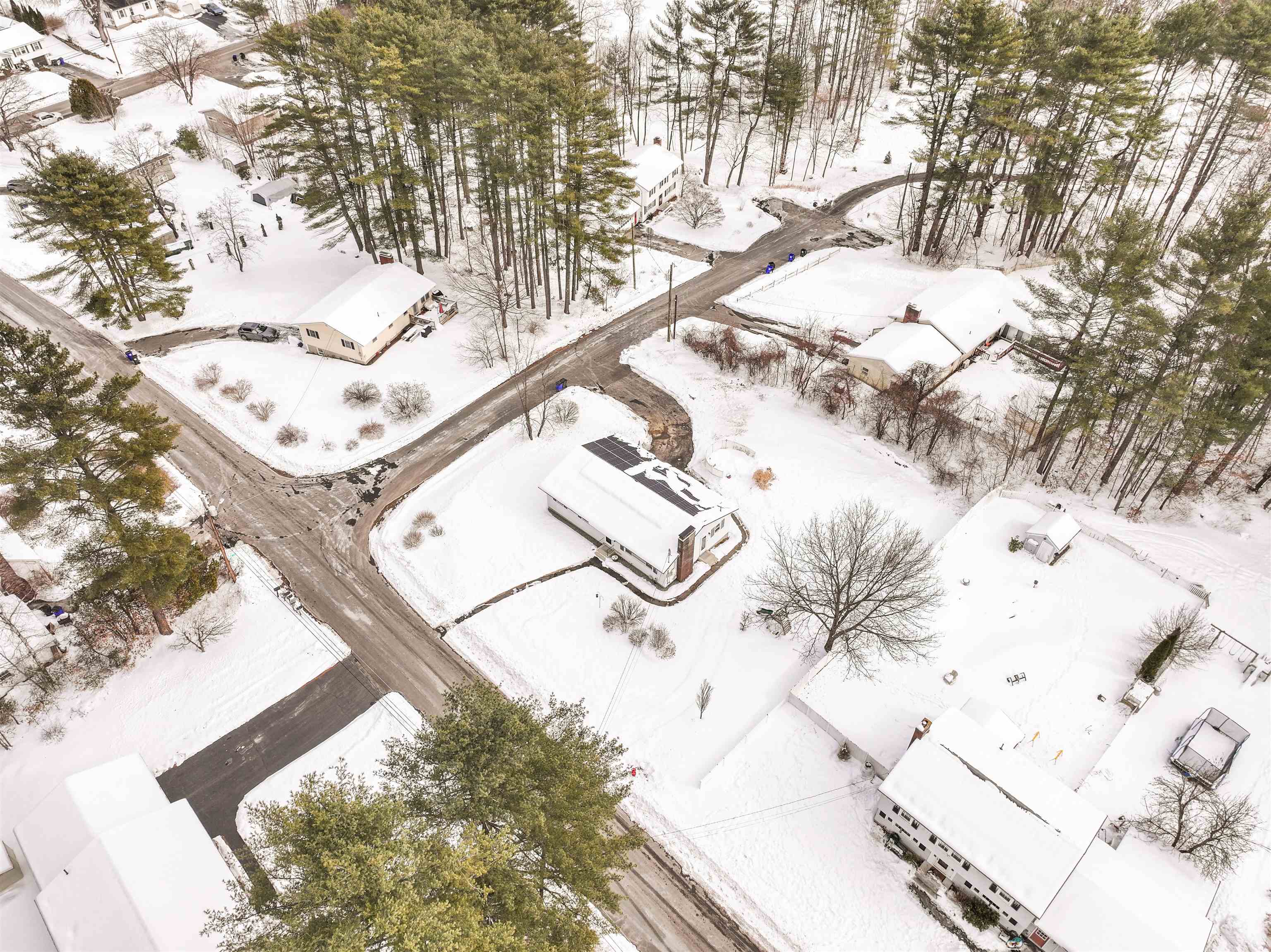 11 Pinecrest Drive Goffstown, NH 03045 - Photo 43 of 56