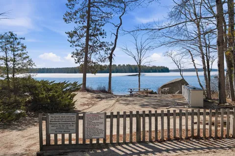 $725,000 | 19 Wawbeek Road, Unit 3, Tuftonboro, NH 03853