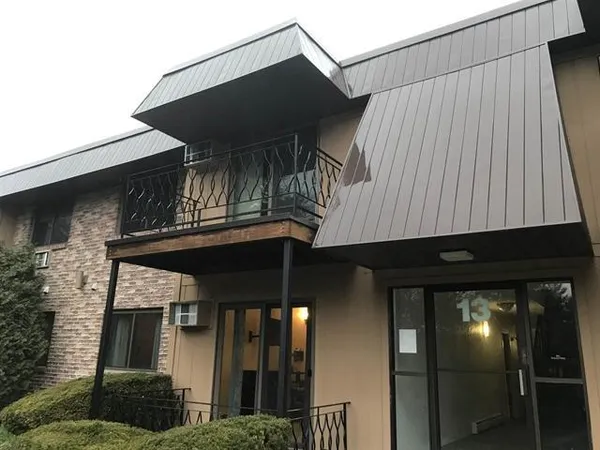 $1,800 | 13 Strawberry Bank Road, Unit 18, Nashua, NH 03062