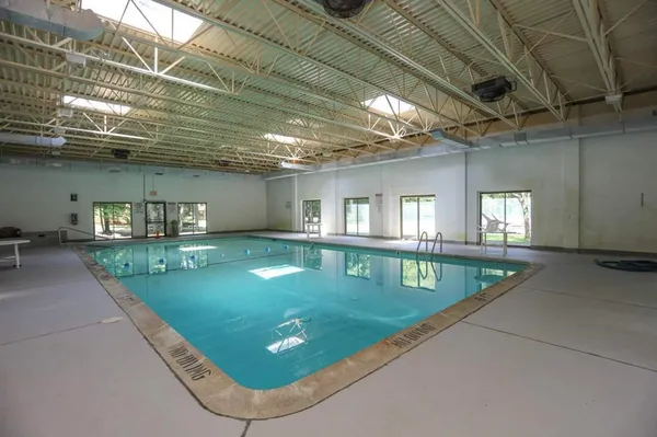 $1,800 | 13 Strawberry Bank Road, Unit 18, Nashua, NH 03062