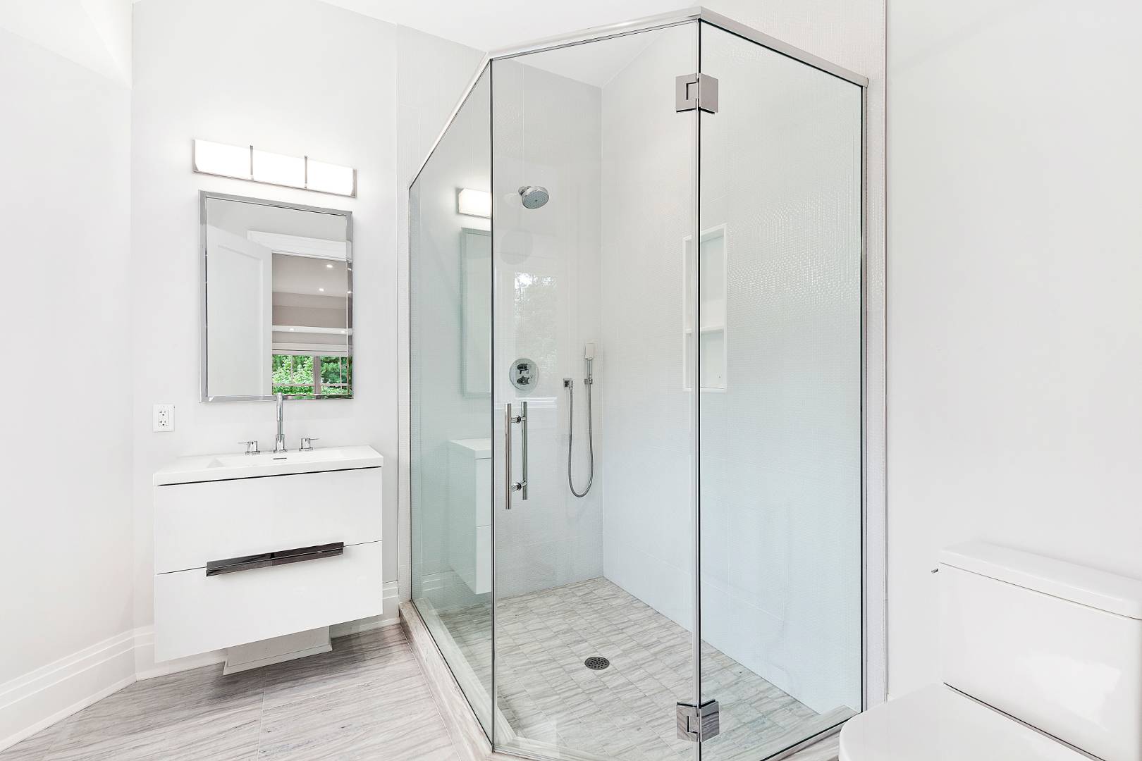 8 Shady Pth Bridgehampton, NY 11963 - Photo 24 of 30 a bathroom with a shower and a sink