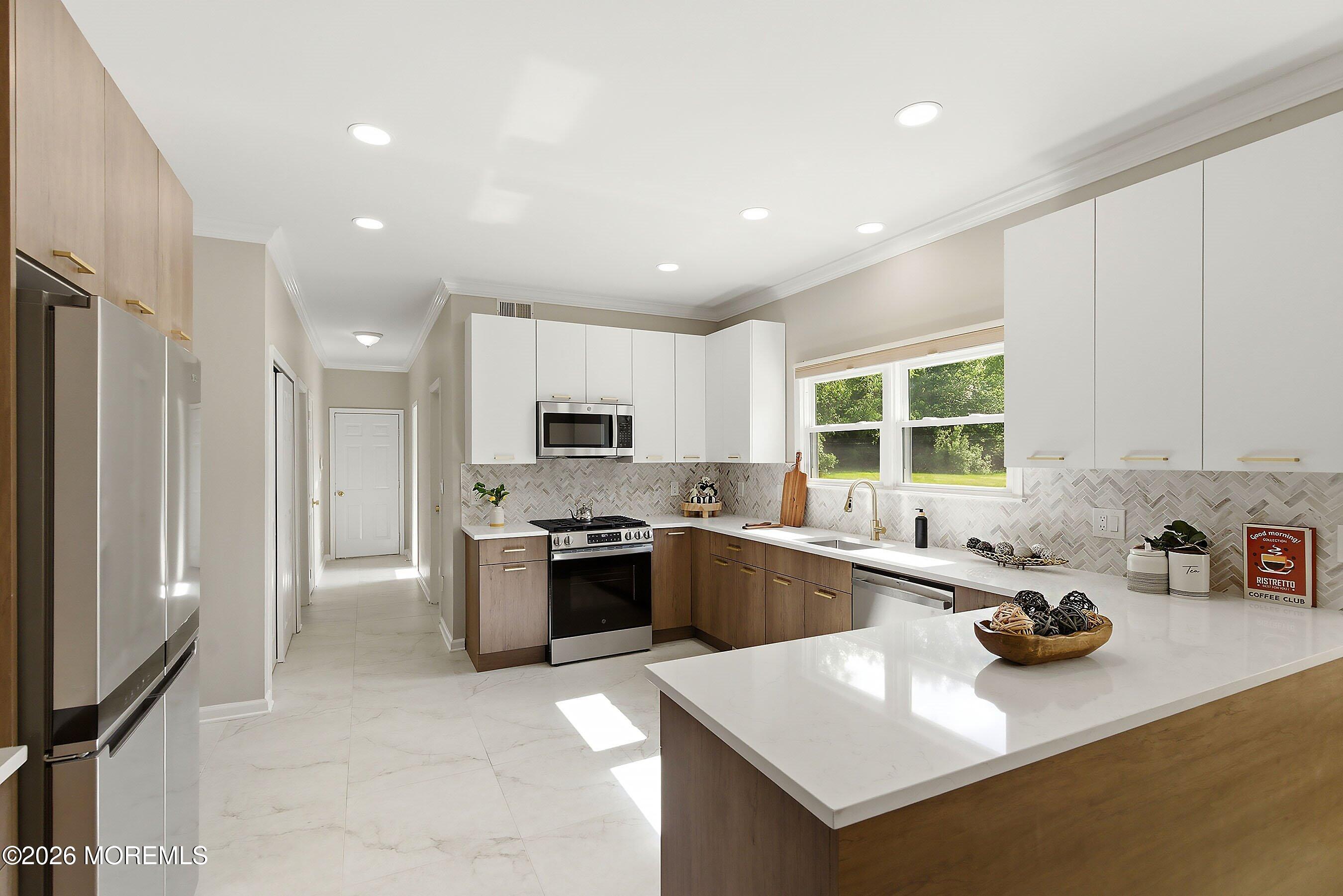 304 Disbrow Hill Road Millstone Township, NJ 08535 - Photo 15 of 54 24-Kitchen 1C