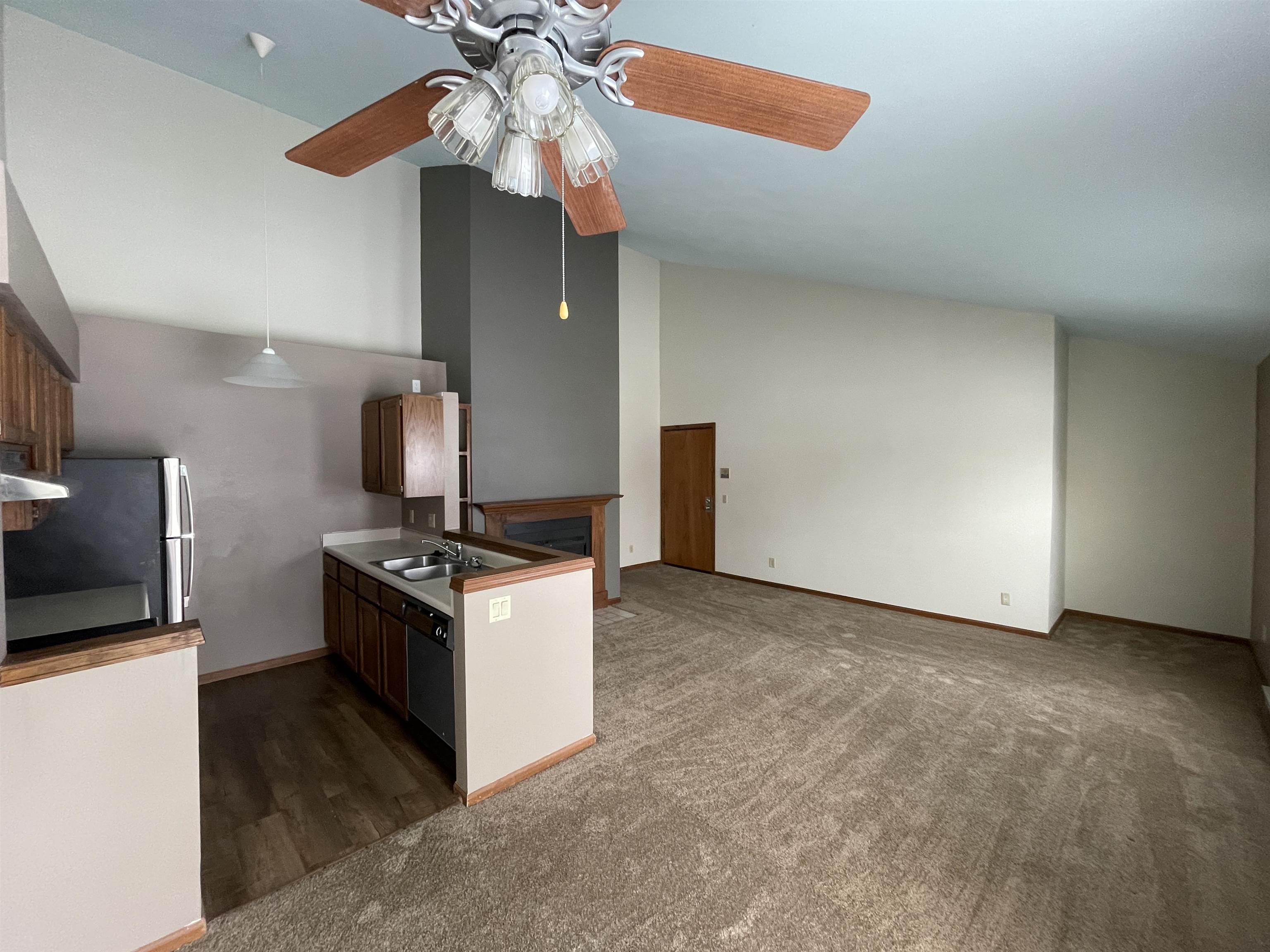 6710 Park Ridge Drive, Unit C Madison, WI 53719 - Photo 2 of 13