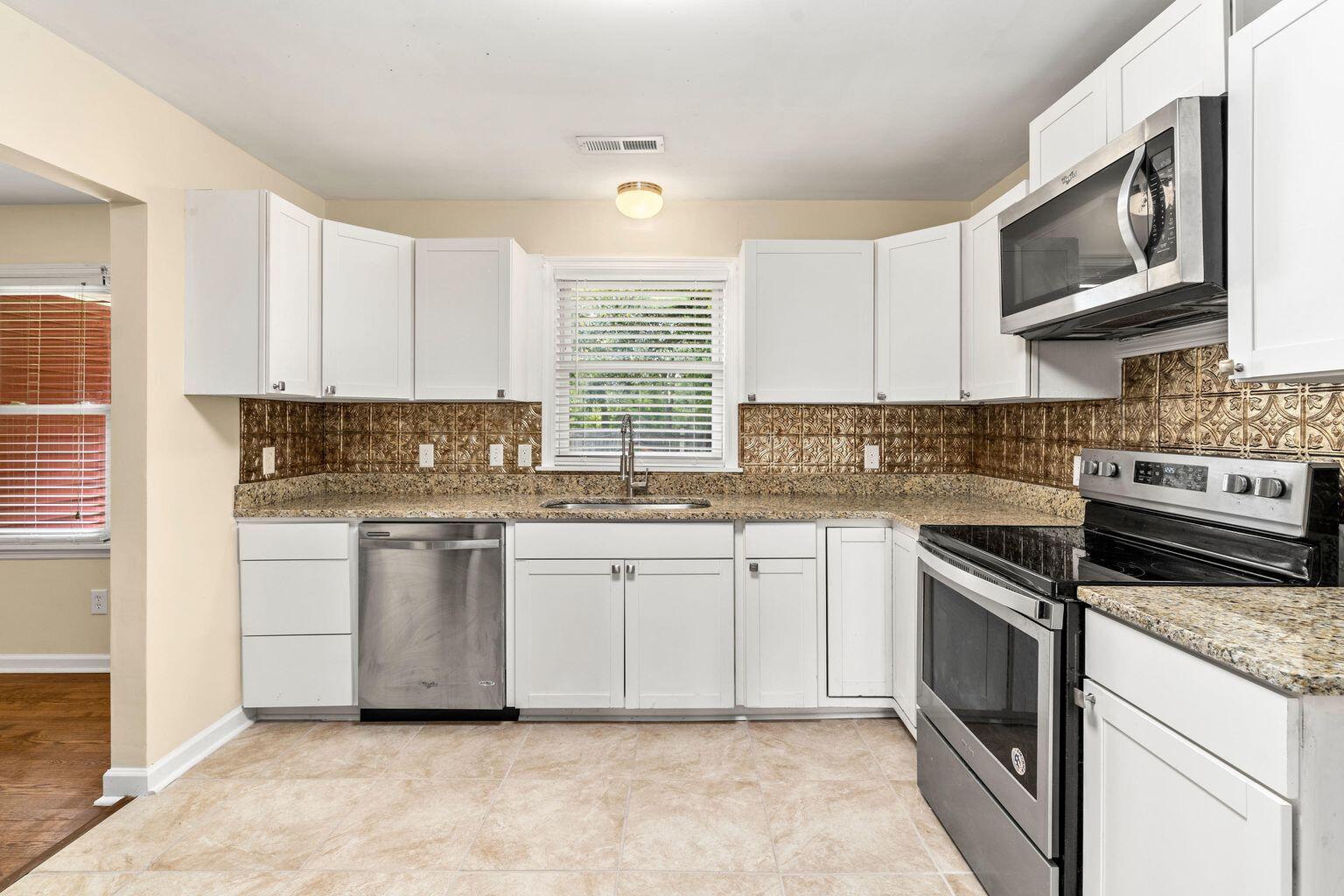 2126 State Road Summerville, SC 29486 - Photo 16 of 22 Pantry
