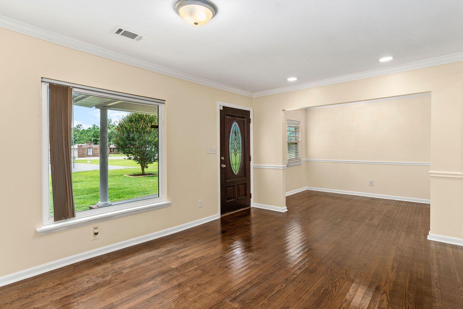 2126 State Road Summerville, SC 29486 - Photo 3 of 22 LR DR