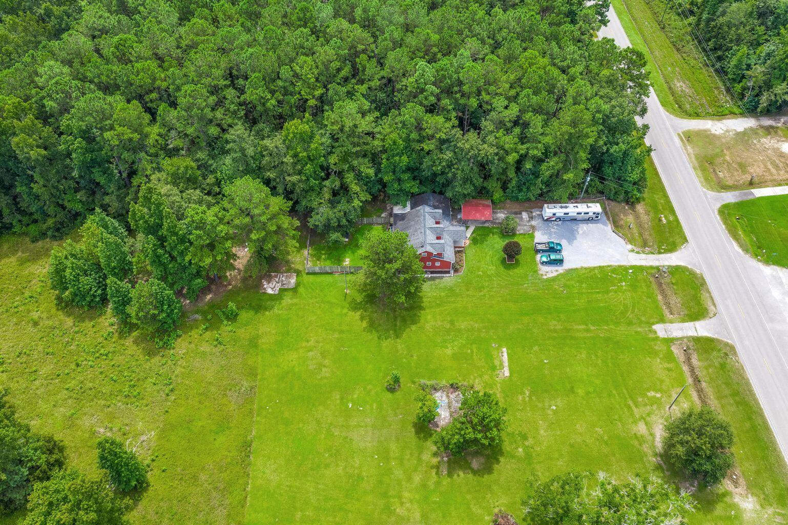 2126 State Road Summerville, SC 29486 - Photo 4 of 22 Entry