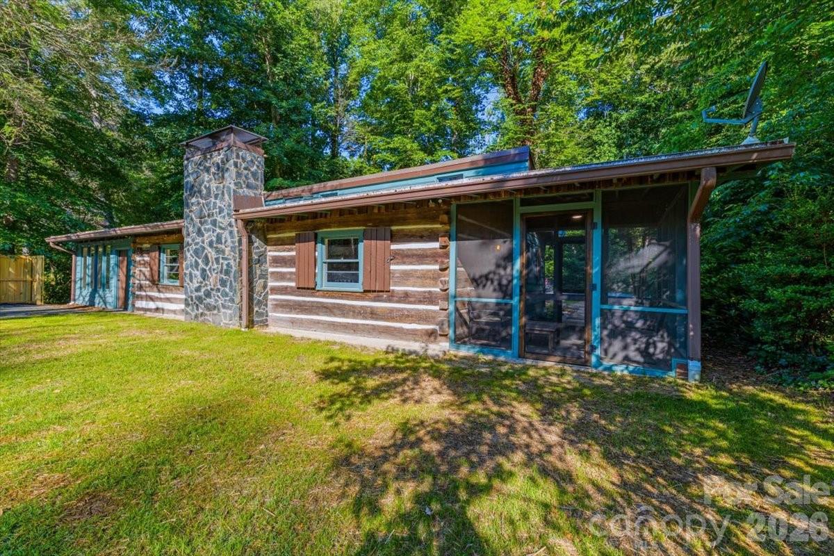 1878 Linville River Road Nebo, NC 28761 - Photo 8 of 37