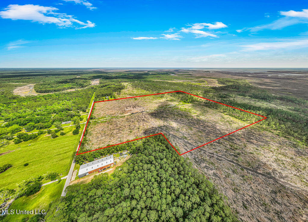 3 Bayou Cumbest Road Moss Point, MS 39562 - Photo 2 of 11 Parcel340.59-2