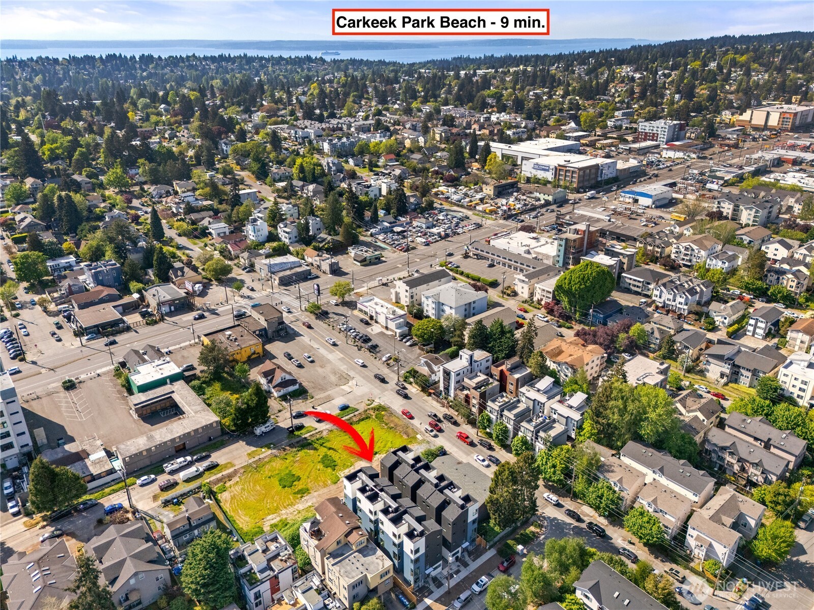 8849 Midvale Avenue North, Unit F Seattle, WA 98103 - Photo 34 of 34