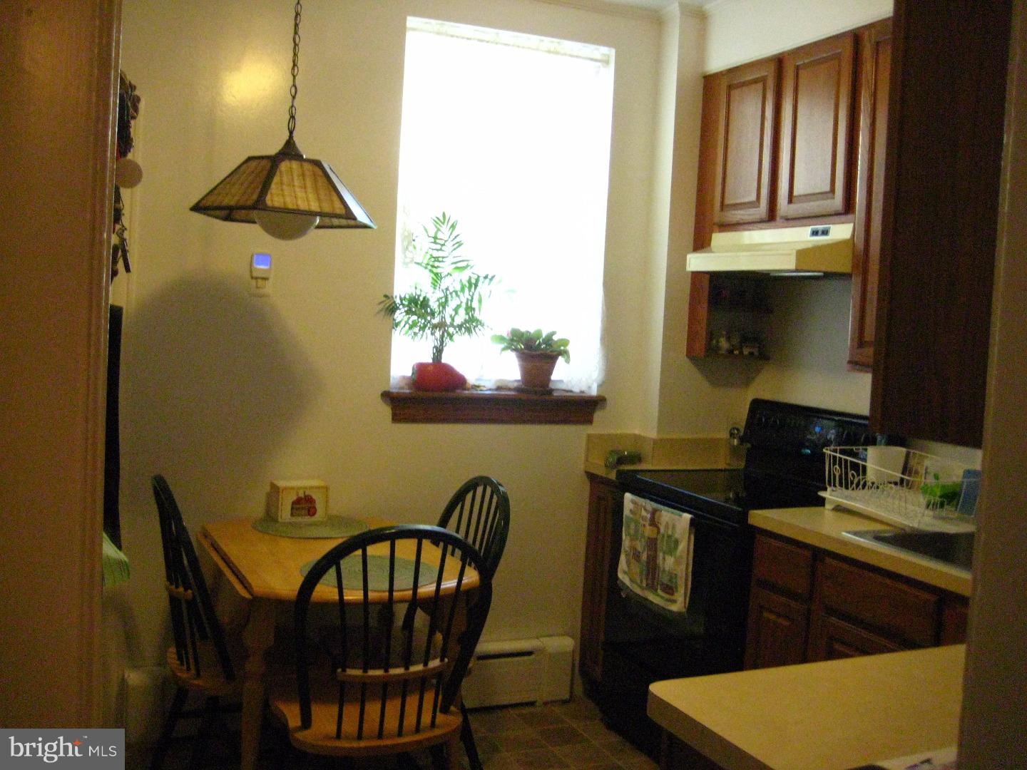 706 Marlyn Road Philadelphia, PA 19151 - Photo 6 of 25