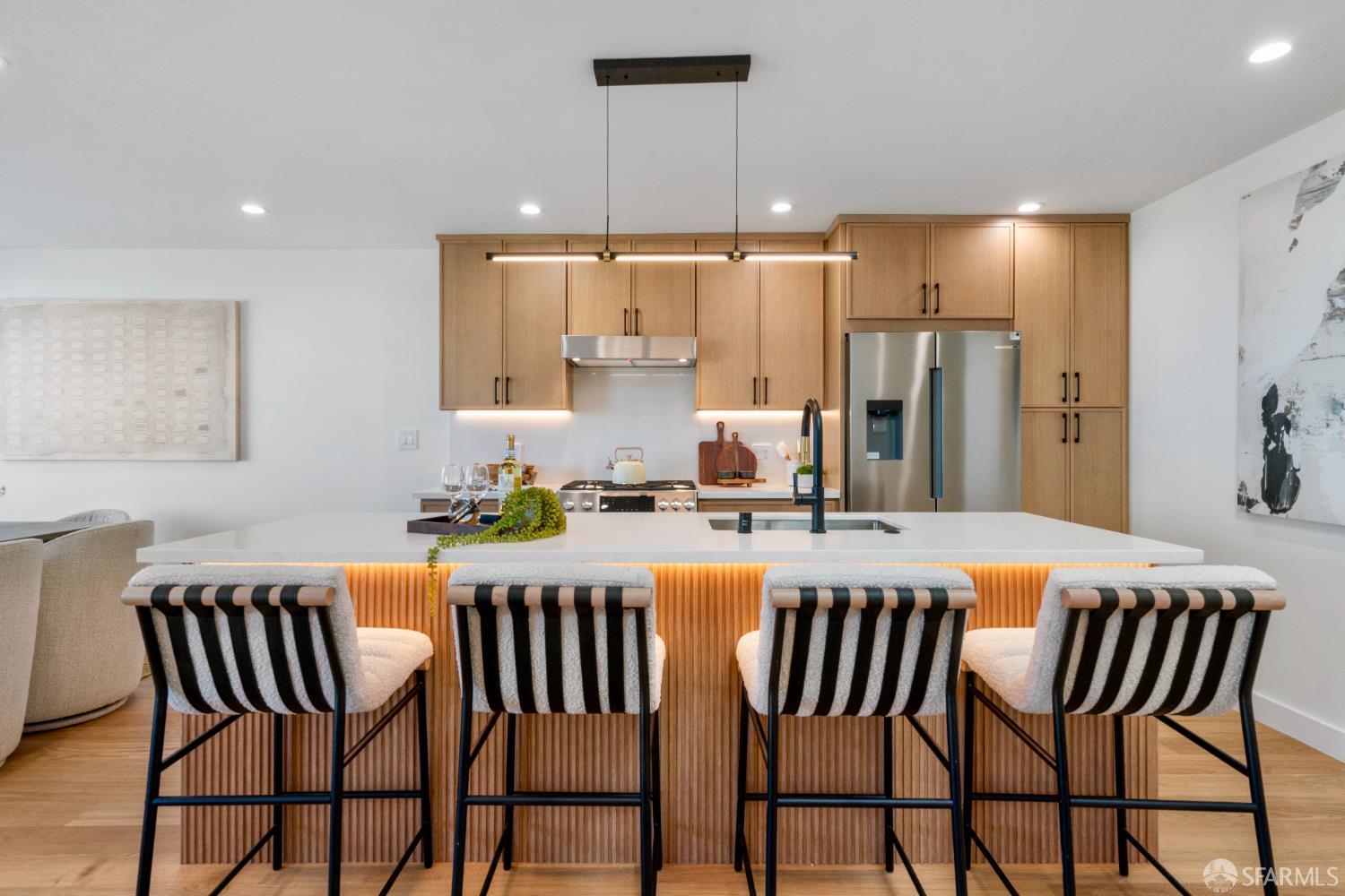 55 Jules Avenue San Francisco, CA 94112 - Photo 9 of 54